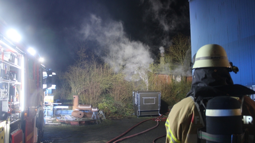 EB 0027 „Feuer 3 – brennt Bahnhäuschen neben Halle“ OT Holzhausen